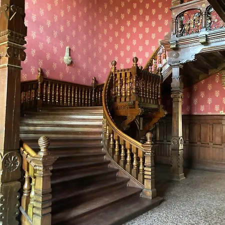 Adelheid Lägenhet *